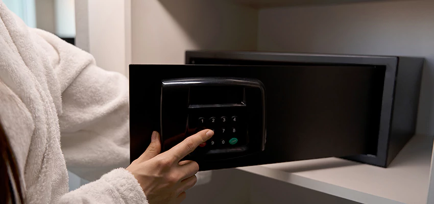 Safe Unlocking Service Company in Orosi, California